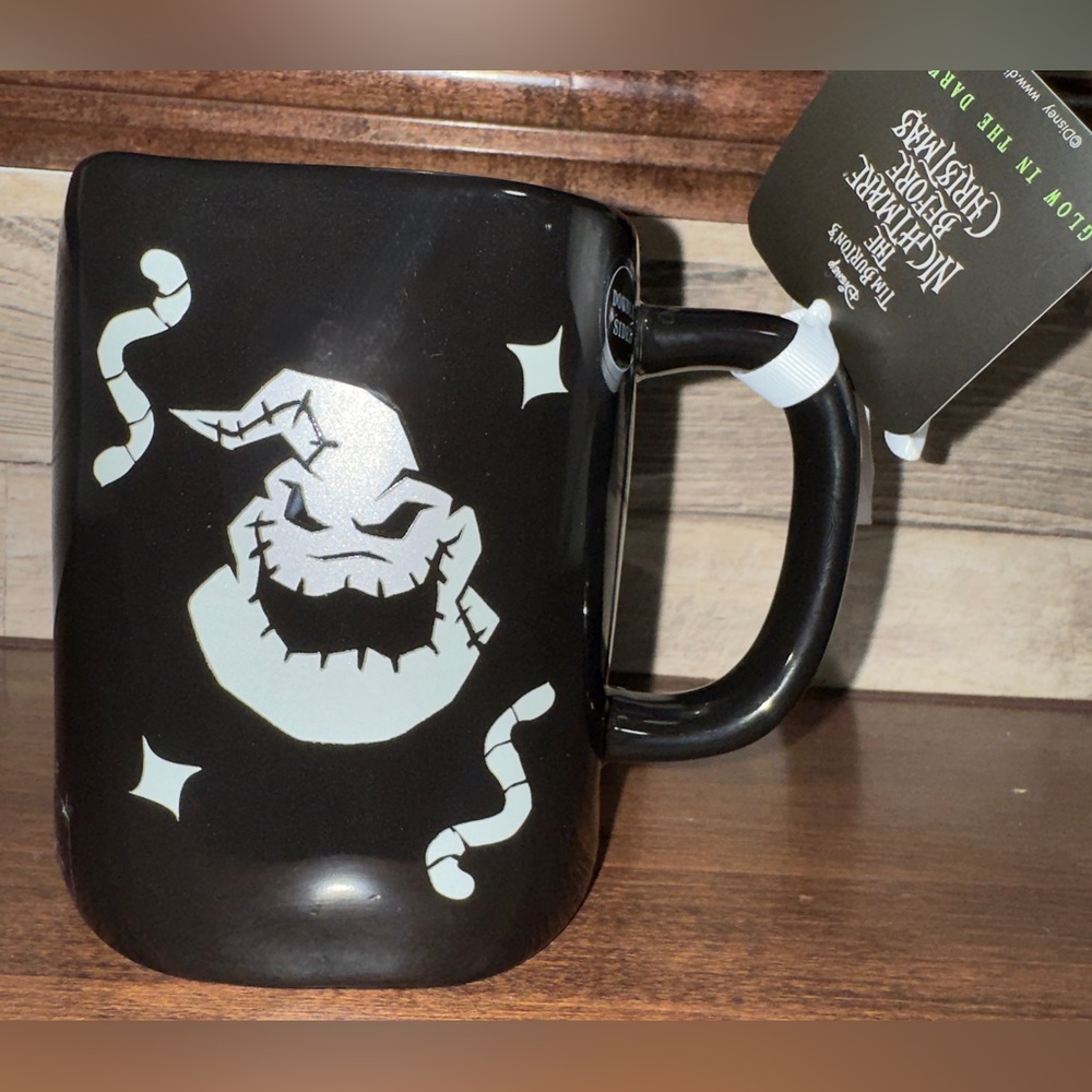 🥰 Nightmare Before Christmas OOGIE BOOGIE Glow In The Dark 🌟 Mug by Rae Dunn